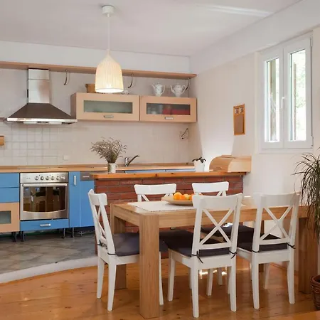 Apartment Maja - 50 M From